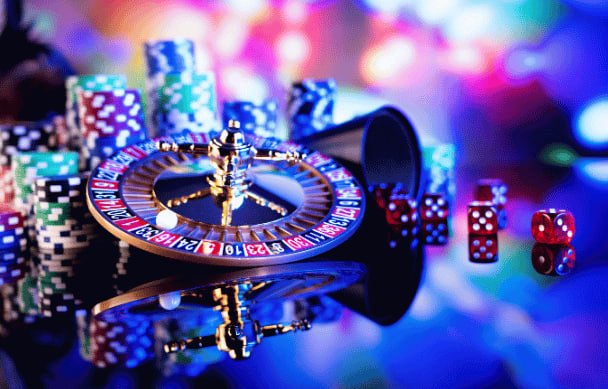 Pengguna qqbetwin dari berbagai kota—Jakarta, Surabaya, Bandung—bermain di turnamen slot harian